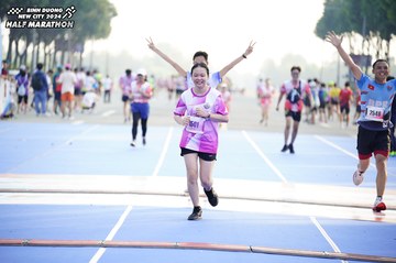 BINH DUONG NEW CITY HALF MARATHON 2024 - Ảnh #1763584