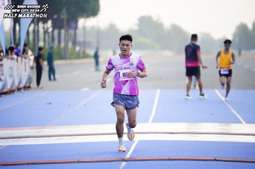 BINH DUONG NEW CITY HALF MARATHON 2024 - Ảnh #1773566