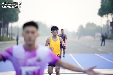 BINH DUONG NEW CITY HALF MARATHON 2024 - Ảnh #1773597