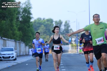 BINH DUONG NEW CITY HALF MARATHON 2024 - Ảnh #1765812
