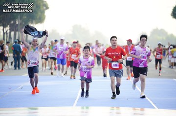 BINH DUONG NEW CITY HALF MARATHON 2024 - Ảnh #1763307