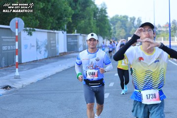 BINH DUONG NEW CITY HALF MARATHON 2024 - Ảnh #1768600