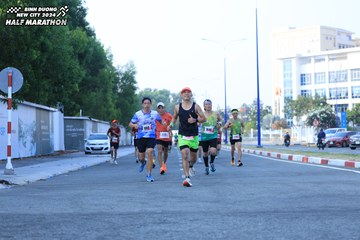 BINH DUONG NEW CITY HALF MARATHON 2024 - Ảnh #1775748