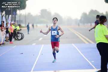 BINH DUONG NEW CITY HALF MARATHON 2024 - Ảnh #1774509