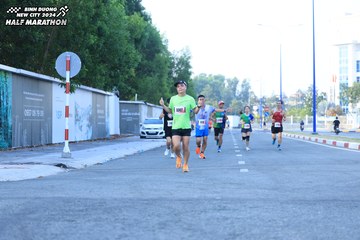 BINH DUONG NEW CITY HALF MARATHON 2024 - Ảnh #1775852