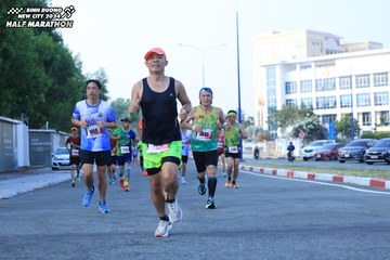 BINH DUONG NEW CITY HALF MARATHON 2024 - Ảnh #1775762
