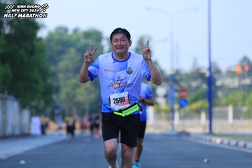 BINH DUONG NEW CITY HALF MARATHON 2024 - Ảnh #1765129