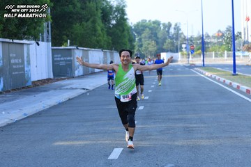 BINH DUONG NEW CITY HALF MARATHON 2024 - Ảnh #1769049