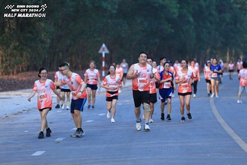BINH DUONG NEW CITY HALF MARATHON 2024 - Ảnh #1772978