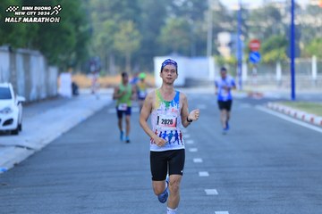 BINH DUONG NEW CITY HALF MARATHON 2024 - Ảnh #1775097