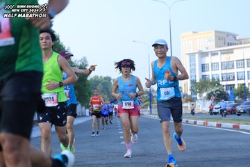 BINH DUONG NEW CITY HALF MARATHON 2024 - Ảnh #1775548