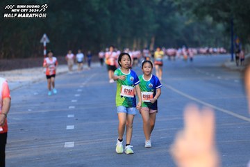 BINH DUONG NEW CITY HALF MARATHON 2024 - Ảnh #1773646
