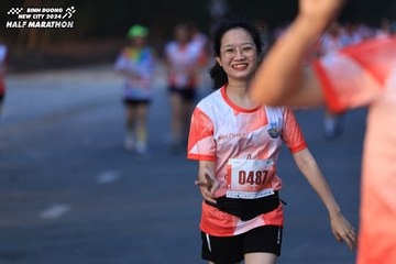 BINH DUONG NEW CITY HALF MARATHON 2024 - Ảnh #1773066