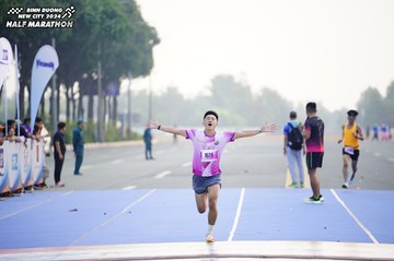 BINH DUONG NEW CITY HALF MARATHON 2024 - Ảnh #1773473