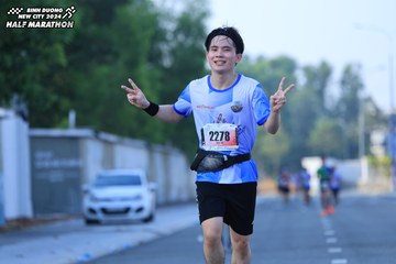 BINH DUONG NEW CITY HALF MARATHON 2024 - Ảnh #1764318