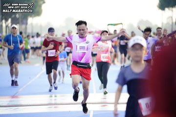 BINH DUONG NEW CITY HALF MARATHON 2024 - Ảnh #1764605