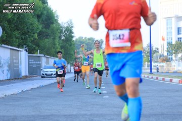 BINH DUONG NEW CITY HALF MARATHON 2024 - Ảnh #1775676