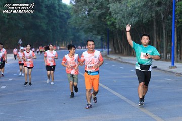BINH DUONG NEW CITY HALF MARATHON 2024 - Ảnh #1774338