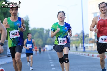 BINH DUONG NEW CITY HALF MARATHON 2024 - Ảnh #1775896