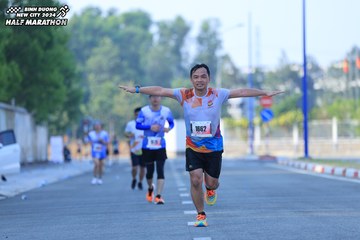 BINH DUONG NEW CITY HALF MARATHON 2024 - Ảnh #1767325