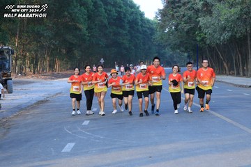 BINH DUONG NEW CITY HALF MARATHON 2024 - Ảnh #1774604