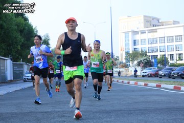 BINH DUONG NEW CITY HALF MARATHON 2024 - Ảnh #1775764