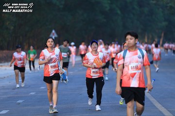 BINH DUONG NEW CITY HALF MARATHON 2024 - Ảnh #1773193
