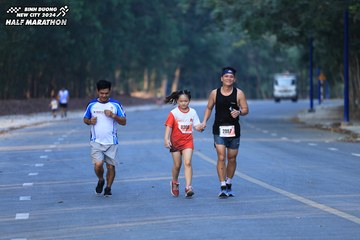 BINH DUONG NEW CITY HALF MARATHON 2024 - Ảnh #1774717