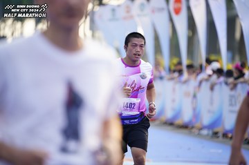 BINH DUONG NEW CITY HALF MARATHON 2024 - Ảnh #1761703