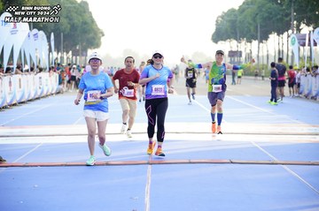 BINH DUONG NEW CITY HALF MARATHON 2024 - Ảnh #1762265