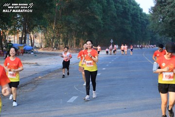 BINH DUONG NEW CITY HALF MARATHON 2024 - Ảnh #1774532