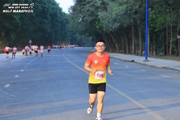 BINH DUONG NEW CITY HALF MARATHON 2024 - Ảnh #1774529