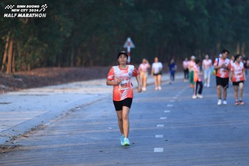 BINH DUONG NEW CITY HALF MARATHON 2024 - Ảnh #1773665