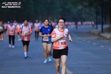BINH DUONG NEW CITY HALF MARATHON 2024 - Ảnh #1773090