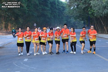 BINH DUONG NEW CITY HALF MARATHON 2024 - Ảnh #1774579