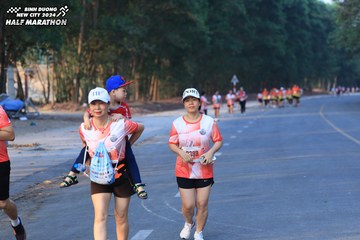 BINH DUONG NEW CITY HALF MARATHON 2024 - Ảnh #1774400