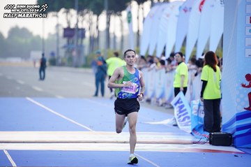 BINH DUONG NEW CITY HALF MARATHON 2024 - Ảnh #1773308