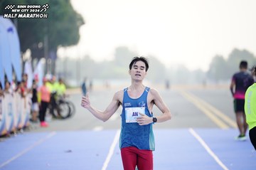 BINH DUONG NEW CITY HALF MARATHON 2024 - Ảnh #1774594