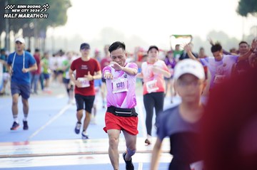 BINH DUONG NEW CITY HALF MARATHON 2024 - Ảnh #1764616
