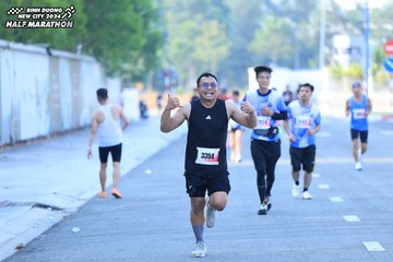 BINH DUONG NEW CITY HALF MARATHON 2024 - Ảnh #1769911