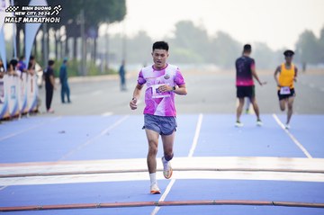 BINH DUONG NEW CITY HALF MARATHON 2024 - Ảnh #1773568