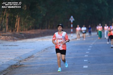 BINH DUONG NEW CITY HALF MARATHON 2024 - Ảnh #1773673