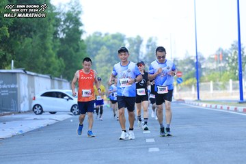 BINH DUONG NEW CITY HALF MARATHON 2024 - Ảnh #1767811