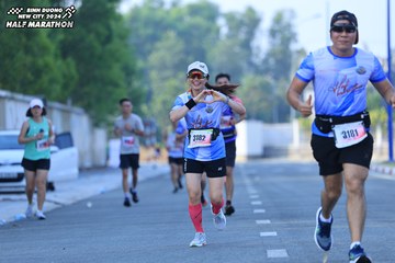 BINH DUONG NEW CITY HALF MARATHON 2024 - Ảnh #1767254