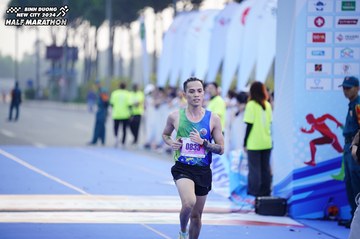 BINH DUONG NEW CITY HALF MARATHON 2024 - Ảnh #1773354