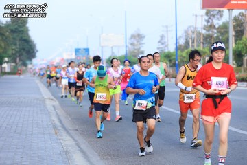 BINH DUONG NEW CITY HALF MARATHON 2024 - Ảnh #1774452