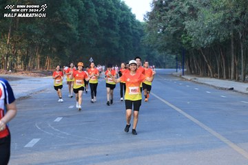 BINH DUONG NEW CITY HALF MARATHON 2024 - Ảnh #1774488