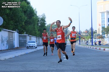 BINH DUONG NEW CITY HALF MARATHON 2024 - Ảnh #1775721