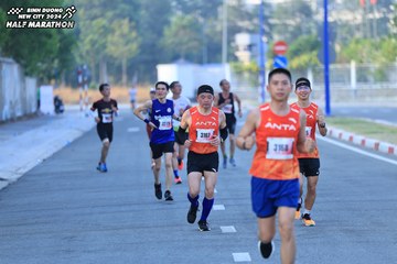 BINH DUONG NEW CITY HALF MARATHON 2024 - Ảnh #1775255