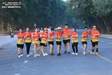 BINH DUONG NEW CITY HALF MARATHON 2024 - Ảnh #1774582